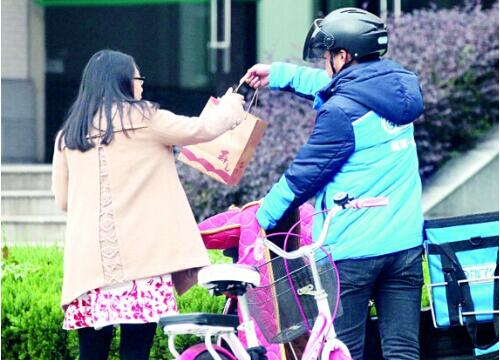 武漢大學(xué)生為什么這么愛吃外賣,這些理由我也是醉了！